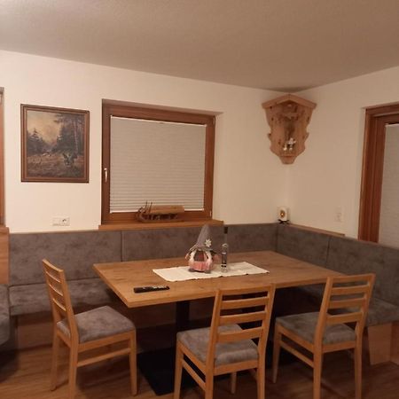 Grosszuegiges Apartment Georg Mayrhofen Barrierefrei Hollenzen Buitenkant foto