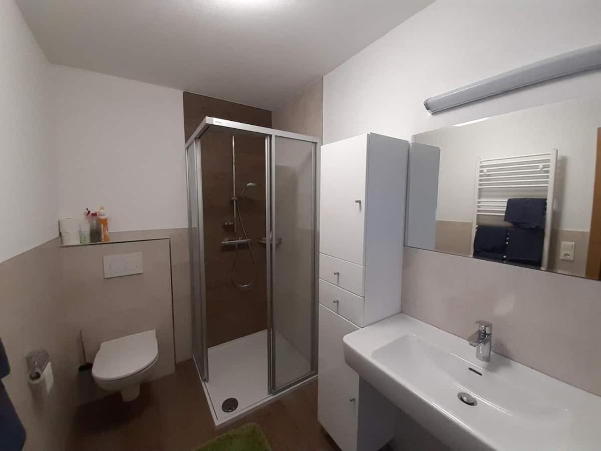 Grosszuegiges Apartment Georg Mayrhofen Barrierefrei Hollenzen Buitenkant foto