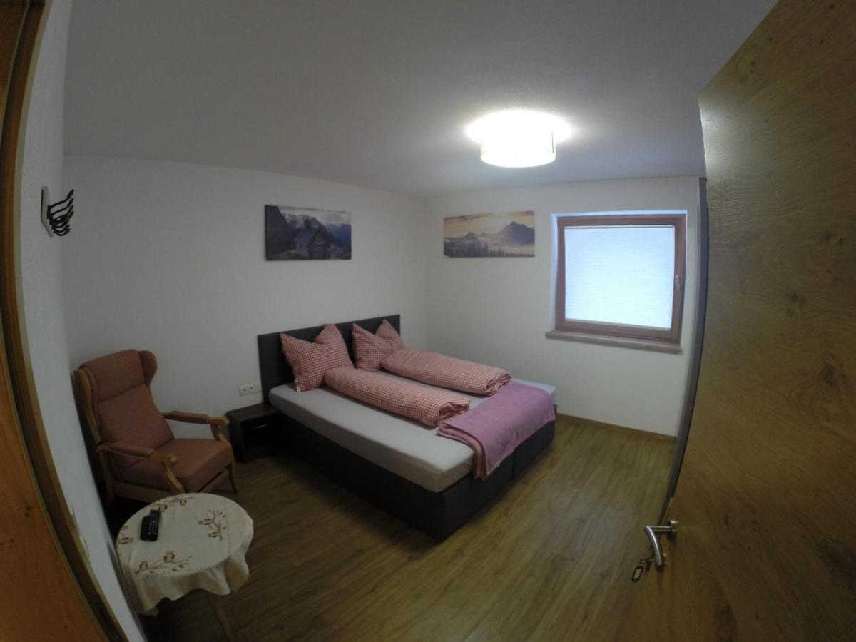 Grosszuegiges Apartment Georg Mayrhofen Barrierefrei Hollenzen Buitenkant foto