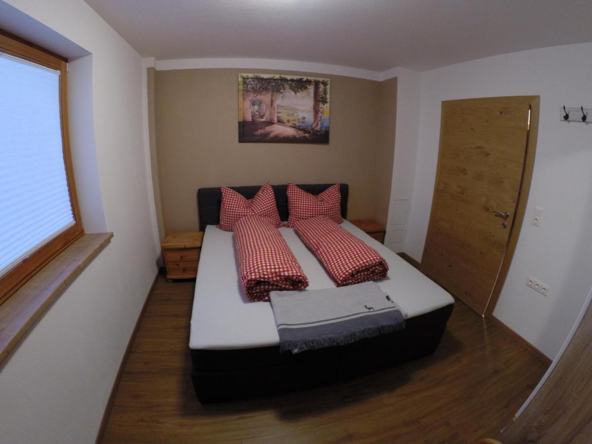 Grosszuegiges Apartment Georg Mayrhofen Barrierefrei Hollenzen Buitenkant foto